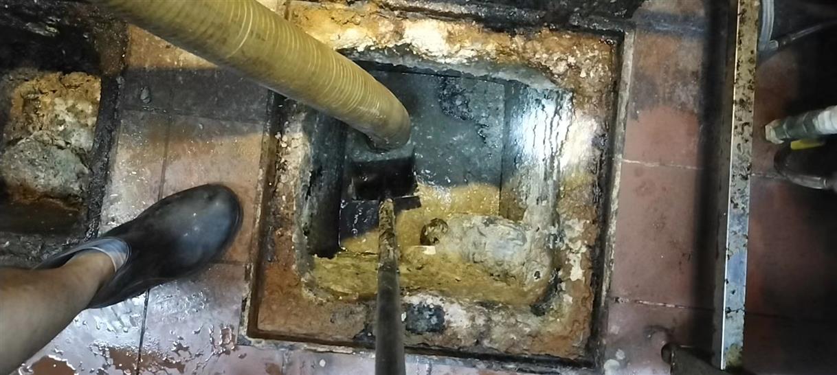 阳山污水池清理一般都有毒气，怎么预防中毒呢？